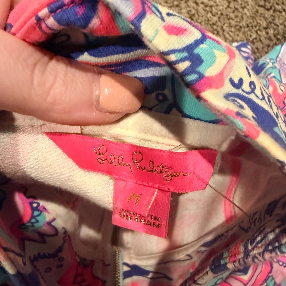 Lilly Pulitzer Killian Popover Pink Tropics Mermaids Call UPF 50 Medium Pullover - Picture 4 of 6